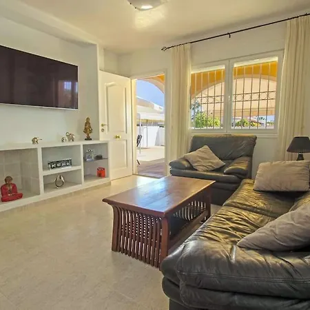Sr105 4 Bed Family With Private Pool
