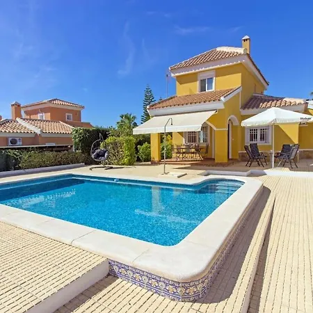 Sr105 4 Bed Family With Private Pool *